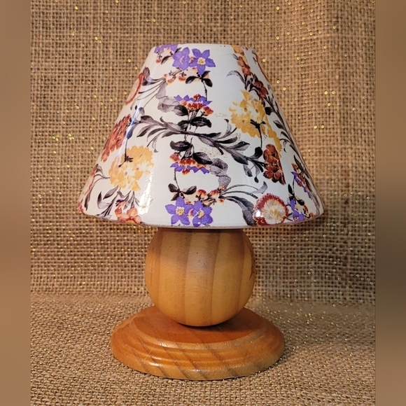 Unbranded Other - Tea Light Lamp Candle Holder Wooden Base Floral Glass Shade~ Gift Mom Sister GF